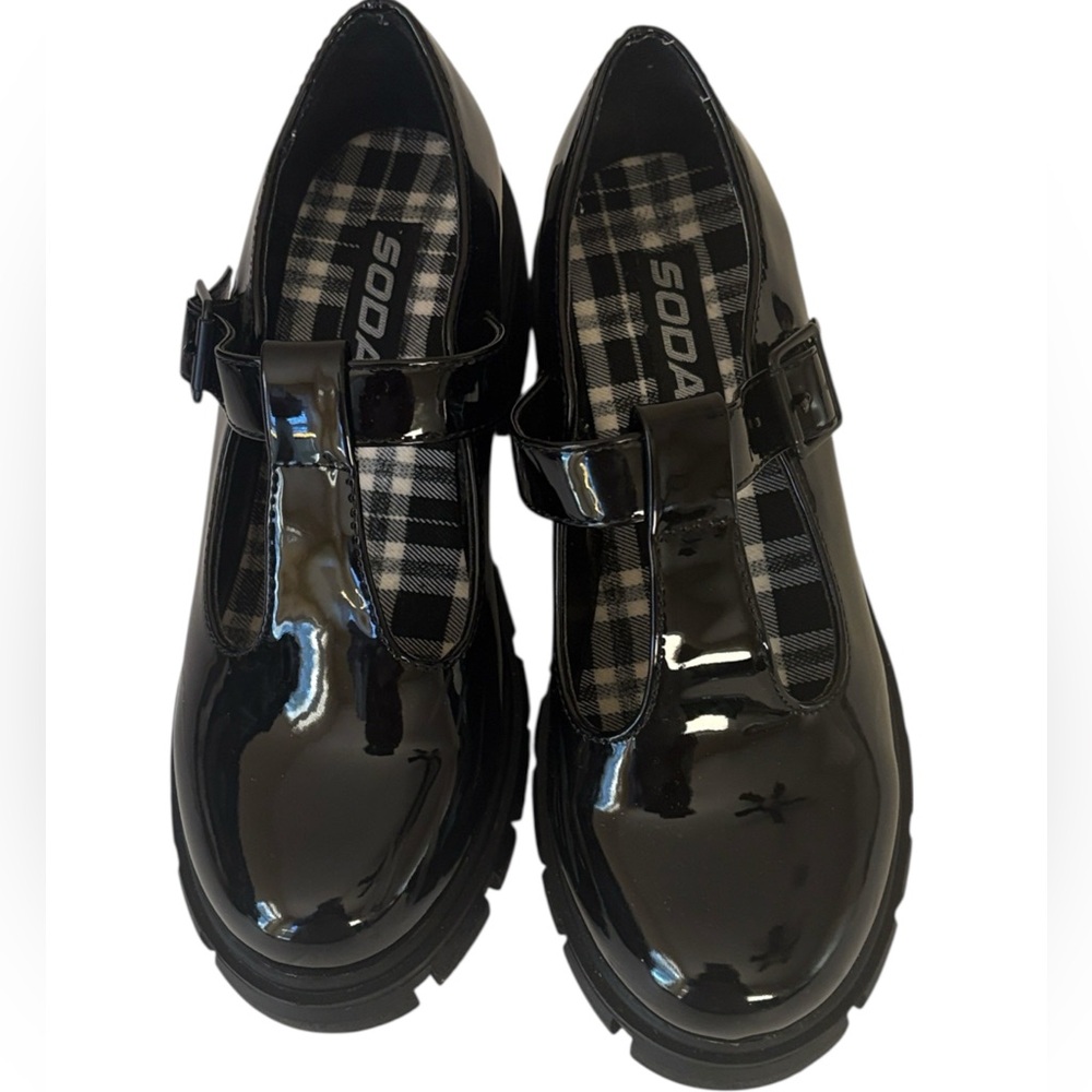 SODA CHUNKY MARY JANE t-strap, faux patent leather , black, size 7.5